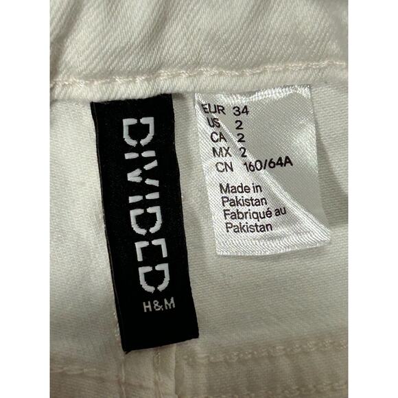 NWT Divided H&M Women's White High Waist Flared Leg and Bootcut Jeans Size 2 - Picture 3 of 8